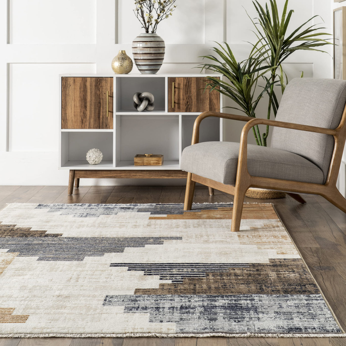 Nuloom Vanita Fringe Area Transitional Rug